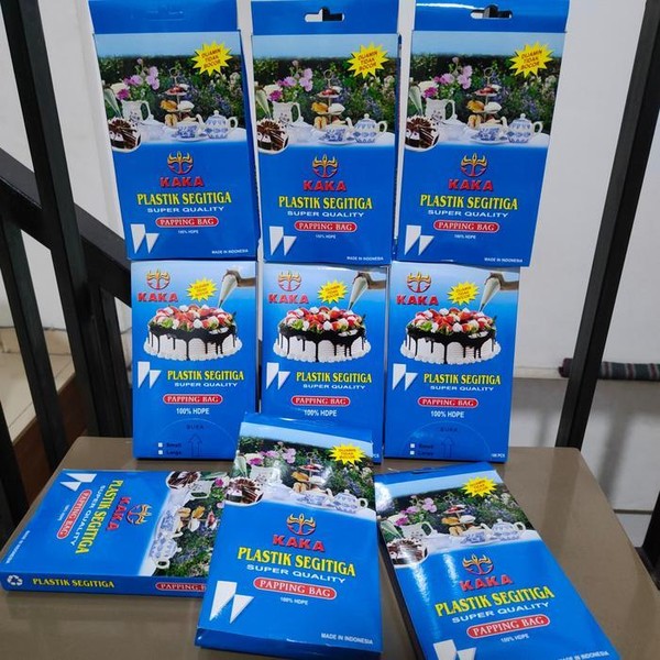 Piping Bag Isi 100 Lembar Plastik Segitiga Papping Bag Icing Bag Plastik Contong