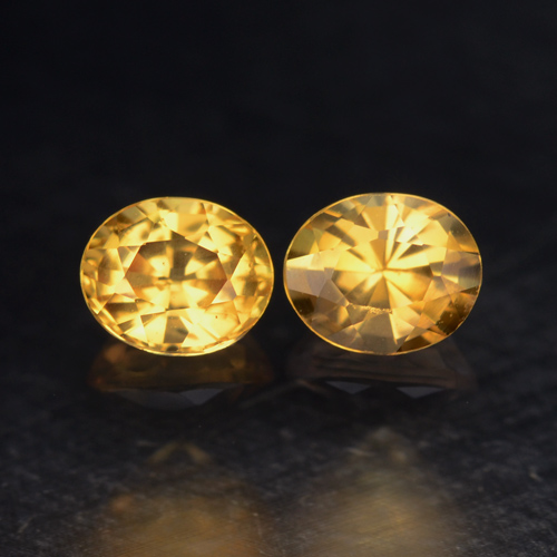 Pair VVS Oval 0.74 tcw 4.4x3.6mm Heat Only Natural Yellow Sapphire, Tanzania SH170