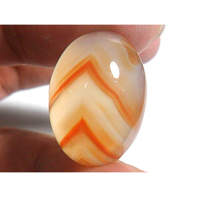 AG095 Oval Cabochon 21ct 22x16mm Orange White Pyramid pattern Natural Picture Agate