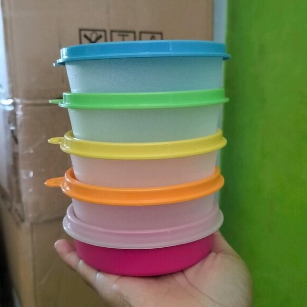 Tupperware handy bowl dengan tutup anti tumpah